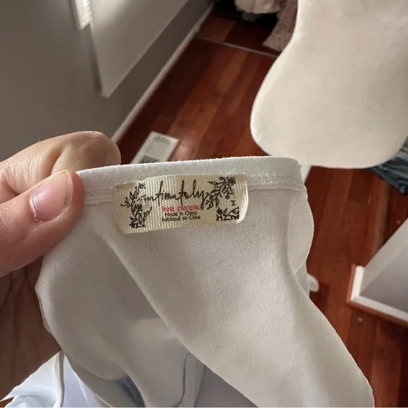 Free People Intimately | Keep It Sleek Plunging Bodysuit | Size M - Picture 4 of 6